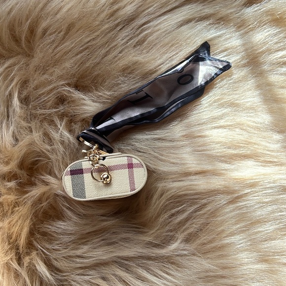 NEW🌸Cute Mini Wallet Keychain - Picture 4 of 11